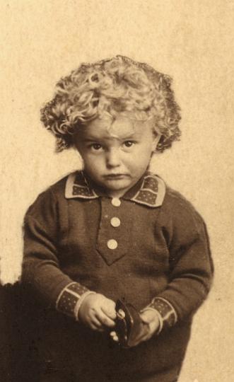 Harrie - ca1930 (detail).jpg